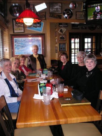 Lunch with a few of the girls Nov.22,2008