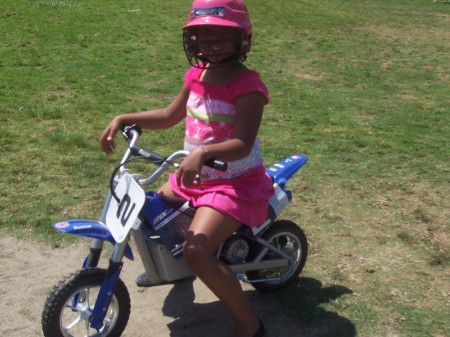 Tee on her MX!!!