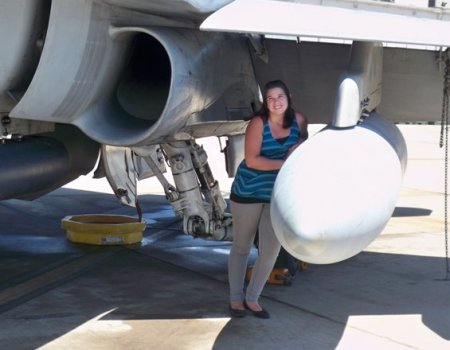 Tess and the F/A-18