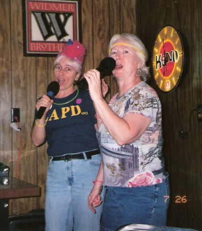 Karaoke Queens