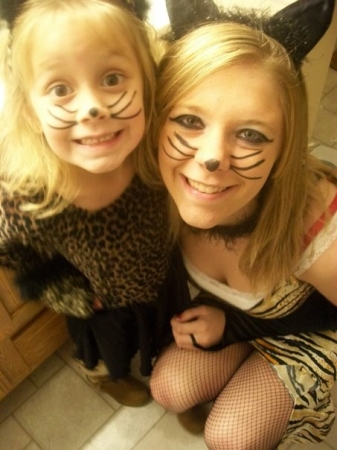 My 2 little meows... Halloween 2009