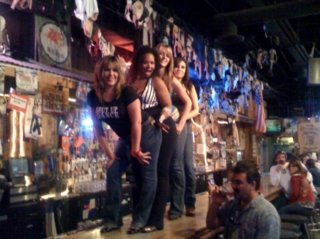 COYOTE UGLY US ON THE BAR