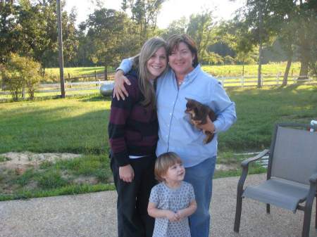 Erin, Carol Ann and Morgan in Lumberton, MS