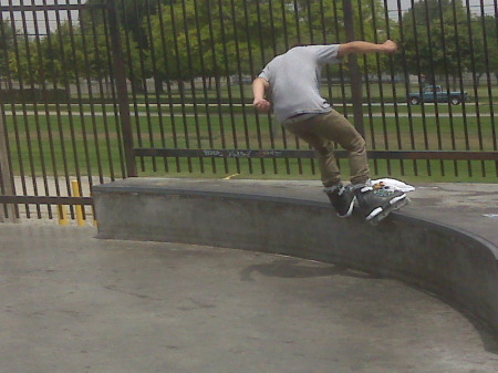 ayala skate park