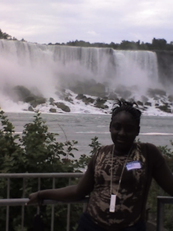 LeeAndra at Niagra Falls