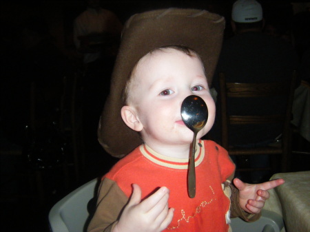 Braeden entertaining at Papasitos