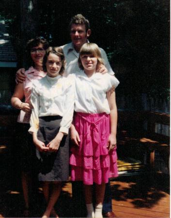 THE WEYMOUTH FAMILY, AUGUST 1983
