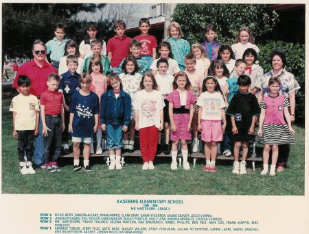 Kaseberg Elementary School 3rd Grade 1989
