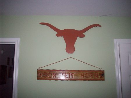 HOOK "EM HORNS