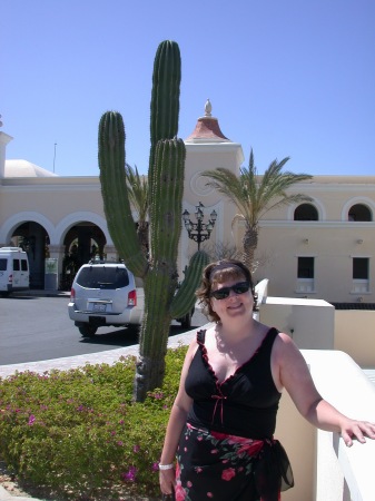 Me in front of Riu Palace Cabo San Lucas