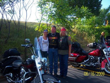 Hogs for Dogs ride