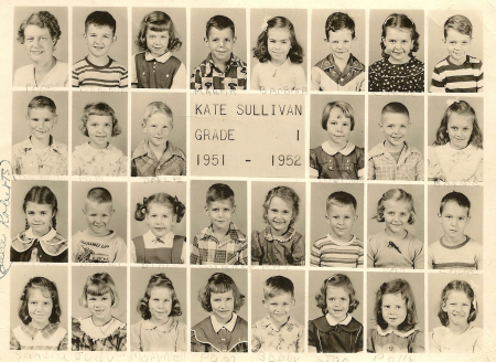 Mrs. Pope's First Grade Class, 1951-52