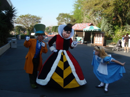 Alice, Queen of Hearts, Mad Hatter