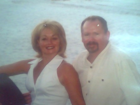 joe and karen on the beach