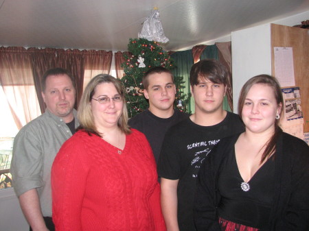 My youngest daughter Maijill & her family