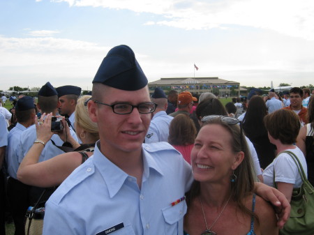 Kent Simons-AirForce Graduate from Basic Train