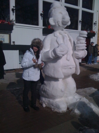 Bryanna w/Wimpy - Ice Sculpture