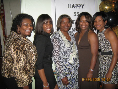 MONIQUE, TOY, ME, VETTE, QUAN