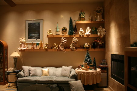 family room holiday decorations