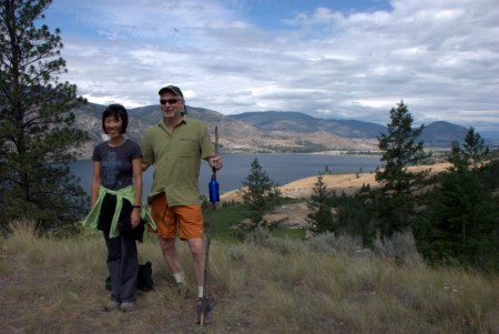 Mike and Suhl hiking at Gods Mtn, BC - 2009