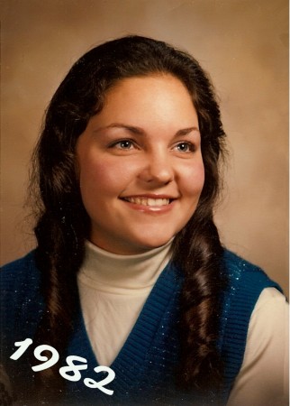 1982 niki's senior picture