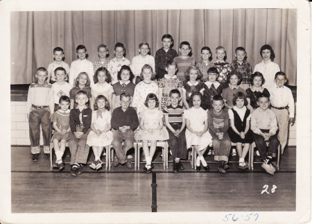 2nd Grade Mrs Holmbs 1957
