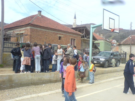 school in  kosovo