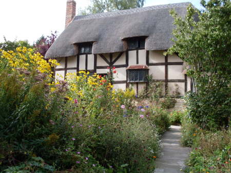Ann Hathaway's Cottage near Stratford UponAvon