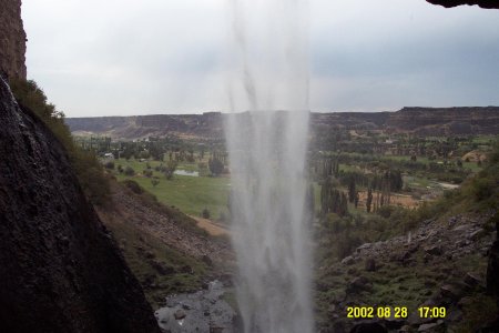 Behinde the Falls