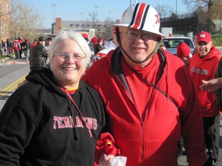 Gary & Meridel before BC game 2009