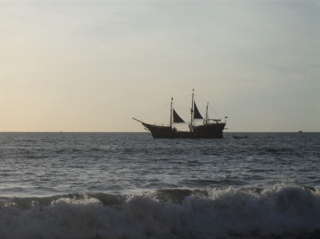 Pirate Ship Dinner Cruise