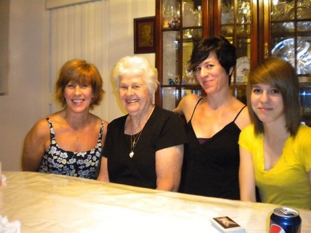 3 Generations of the Zatkovich Women