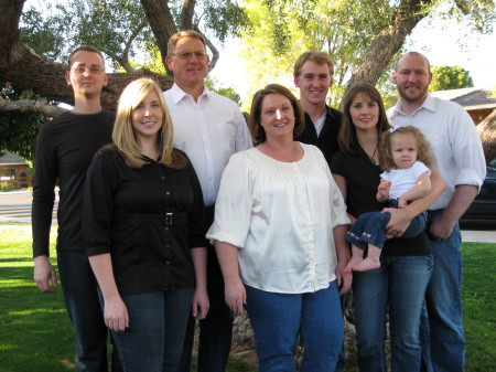 2/2009 The Moore Family