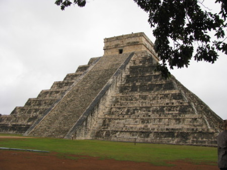 Pyramid at Chichen-itza