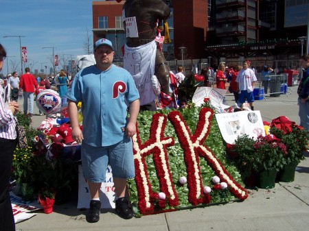 Harry Kalas Fan Memorial (4-18-09)