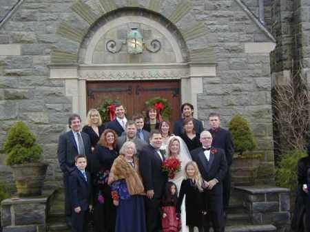 the entire McBennett family at Joan& Bob's Wed