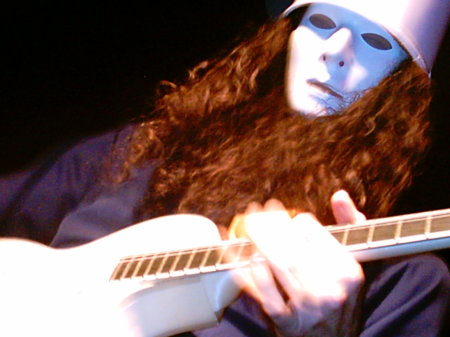 Buckethead playing Soothsayer"