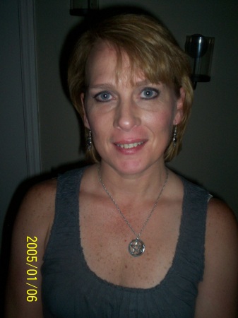 Sue Hillhouse-Rogers's Classmates® Profile Photo