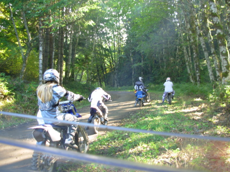 Trail riding '07