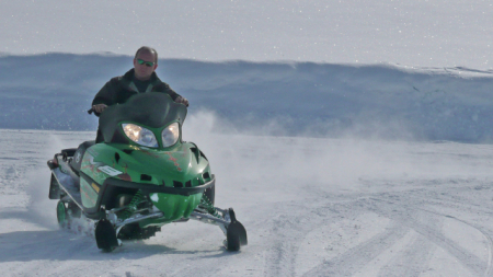 Snowmobiling 09