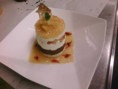 mango mousse and fruit tort