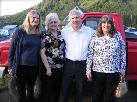 Nancy,Mom,Brother Jim, Sister Debbie