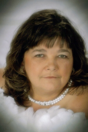 Karen Hurst's Classmates® Profile Photo