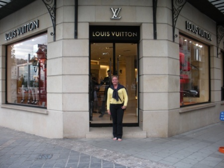 Brussels Louie Store