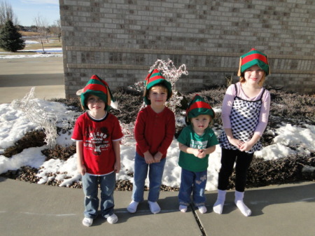 2009 the 4 grandkid elfs