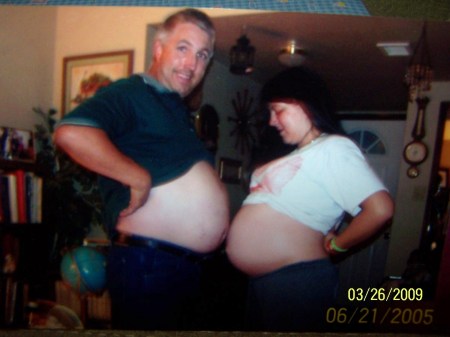 Pregnant man attacks pregnant daughter