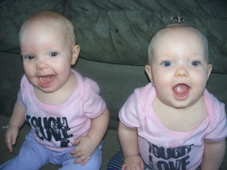 Twins Courtney and Layla