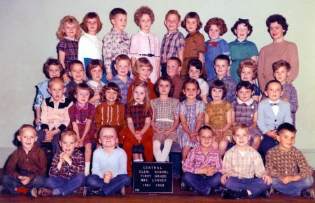 Central Elementary 1961-1962 -- Mrs. Lunney
