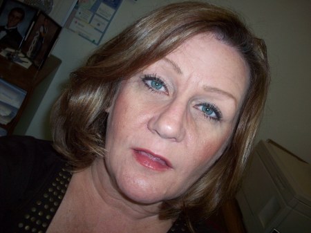Linda Dewlaney's Classmates® Profile Photo
