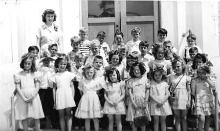 Kelso Grammar School - 1st Grade (ca 1949)